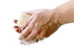 Handen wassen om winterinfecties te voorkomen